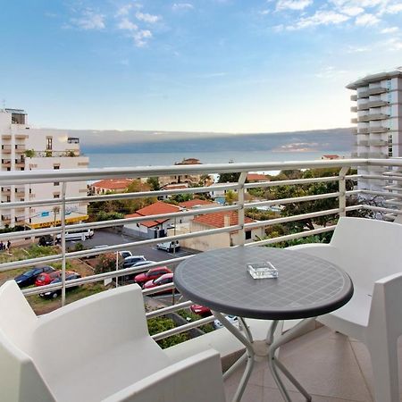 Dfm Happy Days D - Funchal Apartment ภายนอก รูปภาพ