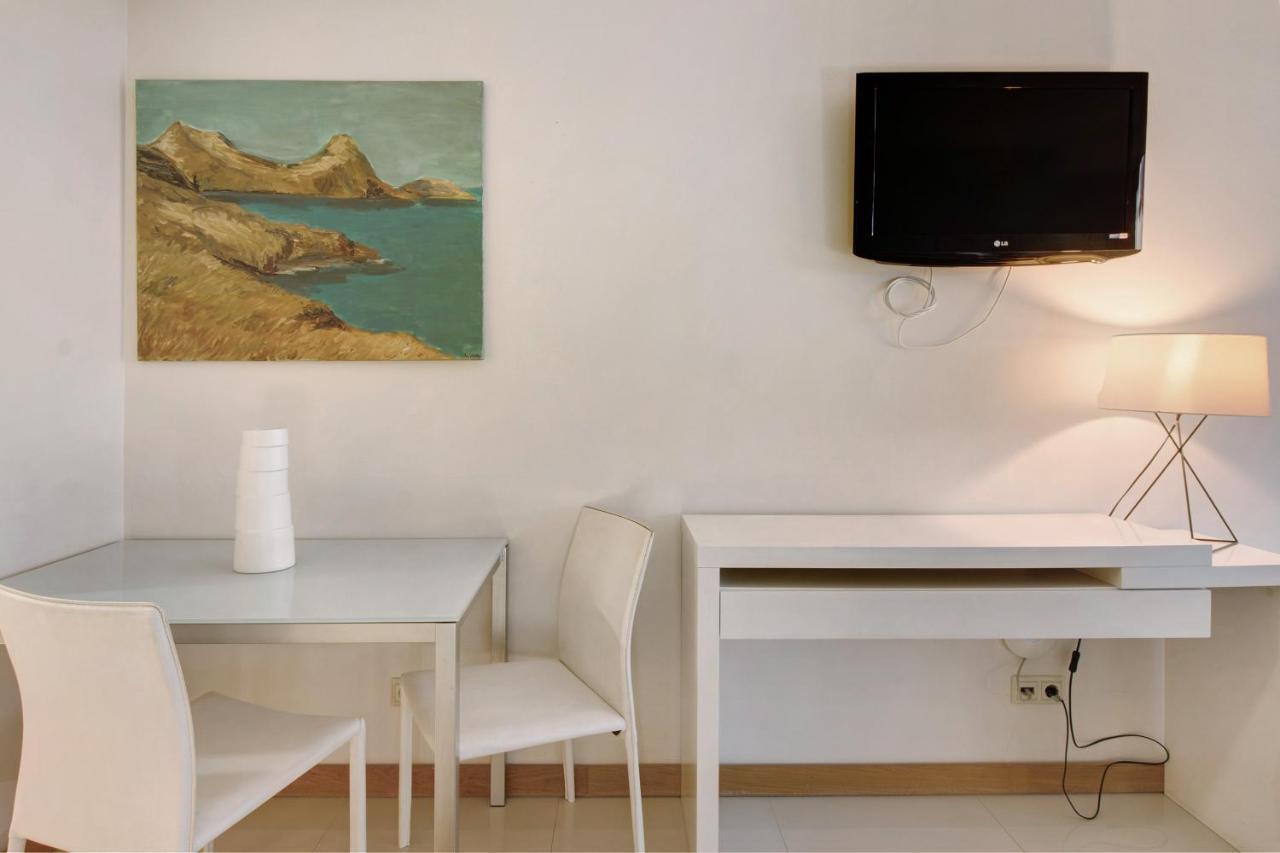 Dfm Happy Days D - Funchal Apartment ภายนอก รูปภาพ