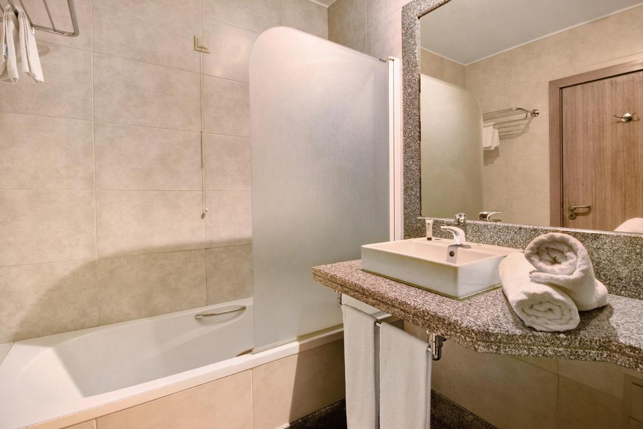 Dfm Happy Days D - Funchal Apartment ภายนอก รูปภาพ